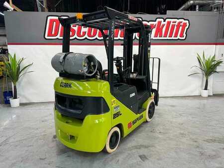 Propane Forklifts 2024  Clark S25CL (7)