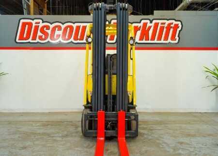 4 Wheels 2001  Hyster E60XM2-33 (8)