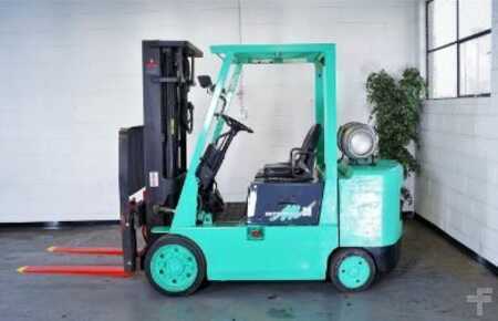 Propane Forklifts 1996  Mitsubishi FGC30 (2)