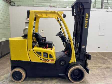 Carretillas Gasolina 2018  Hyster S120FT (1)