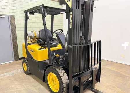 Propane Forklifts 2000  Daewoo G25S-3 (3)