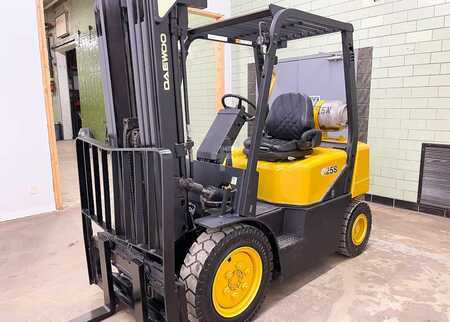 Propane Forklifts 2000  Daewoo G25S-3 (4)