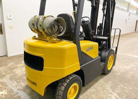 Propane Forklifts 2000  Daewoo G25S-3 (6)