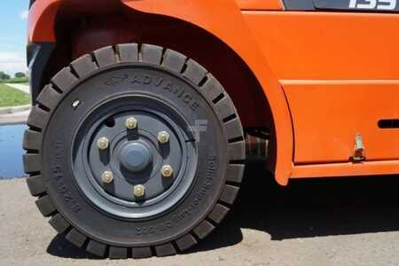 Carretilla elevadora GLP 2025  Octane FY70 (9)