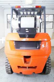 Propane Forklifts 2025  Octane FY50S (4)