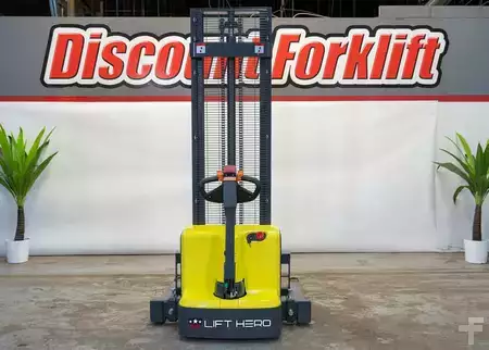 Apilador eléctrico 2025  Lift Hero CL1335GHY (3)