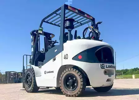 Montacargas GLP 2026  LiuGong CLG2040H/L (6)