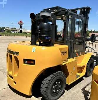 Diesel Forklifts 2025  LiuGong CLG2070H (5)
