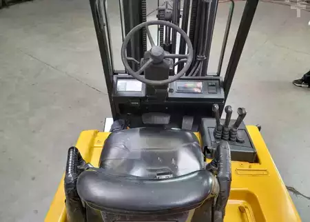4-Wheel Electric 2001  Yale ERC060RGN48TE098 (9)