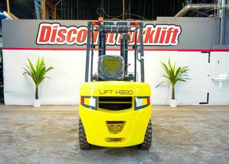Eléctrica de 4 ruedas 2024  Lift Hero CPD35 (7)