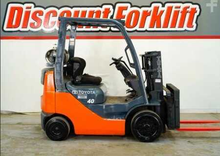 Propane Forklifts 2012  Toyota 8FGCU20 (1)