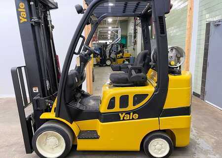 Carretilla elevadora GLP 2015  Yale GC070VX (2)