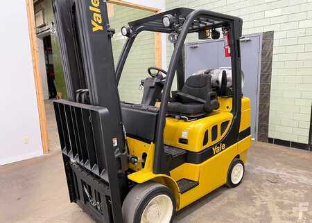 Carretilla elevadora GLP 2015  Yale GC070VX (4)