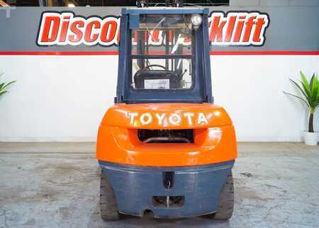 Propane Forklifts 2007  Toyota 7FGU35 (7)