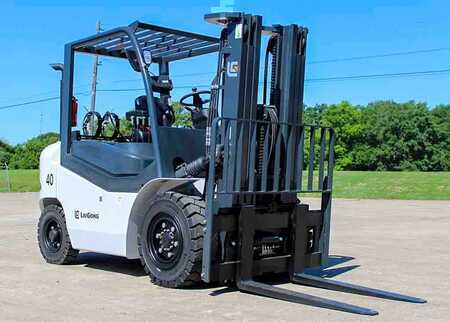 Carretilla elevadora GLP 2025  LiuGong CLG2040G-LP (3)