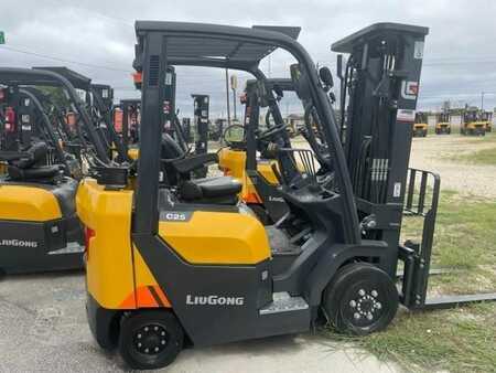 Carretilla elevadora GLP 2025  LiuGong CLG2032GC (8)