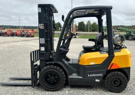 Carretilla elevadora GLP 2025  LiuGong CLG2025G-LP (2)