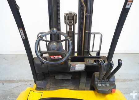 3 Wheels Electric 2020  Yale ERP040VT (9)