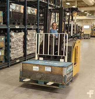 Stackers stand-on 2018  Yale ESC040AD (7)