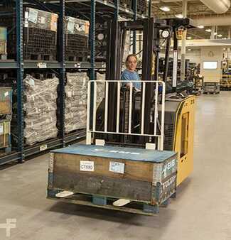Stackers stand-on 2018  Yale ESC040AD (7)