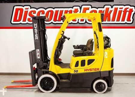 Propane Forklifts 2012  Hyster S50FT (2)