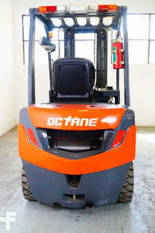 Carretilla elevadora diésel 2025  Octane FD40 (3)