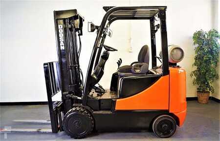 Propane Forklifts 2004  Daewoo GC25P-3 (2)