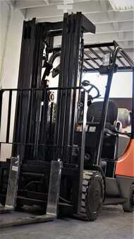 Propane Forklifts 2004  Daewoo GC25P-3 (7)