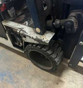 3 Wheels Electric 1994  Komatsu FB18MH-2 (5)