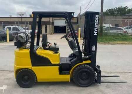 Propane Forklifts 2013  Hyundai 25L-7M (7)