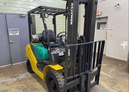 Propane Forklifts 2002  Komatsu FG25T-12 (3)