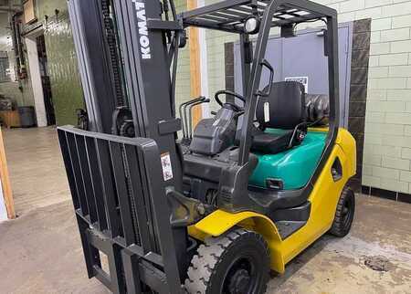 Propane Forklifts 2002  Komatsu FG25T-12 (4)