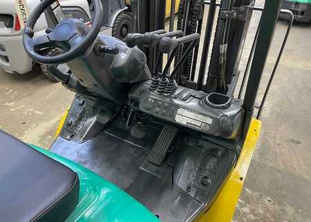 Propane Forklifts 2002  Komatsu FG25T-12 (8)