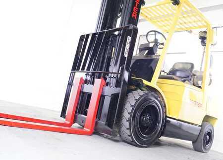 Propane Forklifts 1992  Hyster H60FT (6)