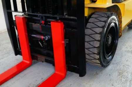 Propane Forklifts - CAT Lift Trucks TBD (9)