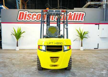 Eléctrica de 4 ruedas 2025  Lift Hero CPD30 (7)
