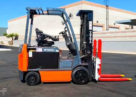 4 Wheels 2020  Toyota 8FBCU32 (1)