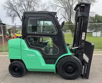 Diesel Forklifts 2014  Mitsubishi FD40N (1)