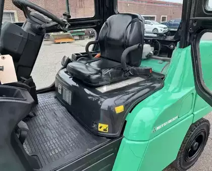 Diesel Forklifts 2014  Mitsubishi FD40N (9)