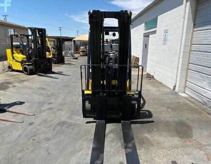 Propane Forklifts 2019  Yale GC080VXBCS (6)