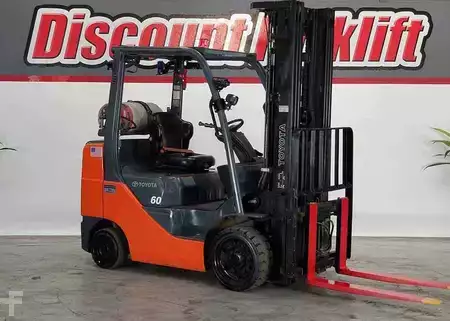 Propane Forklifts 2010  Toyota 8FGCU30 (5)
