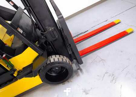 4 Wheels 2019  Yale ERC060VG (9)