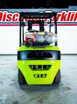 Propane Forklifts - Clark C25L (8)