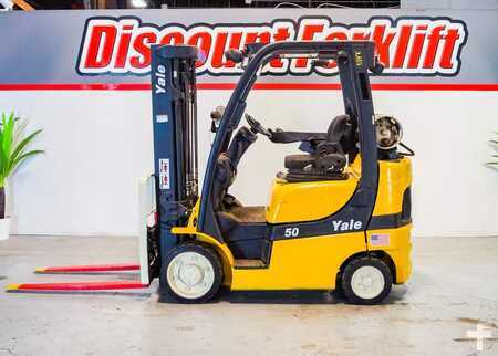 Propane Forklifts 2020  Yale GC050VX (2)