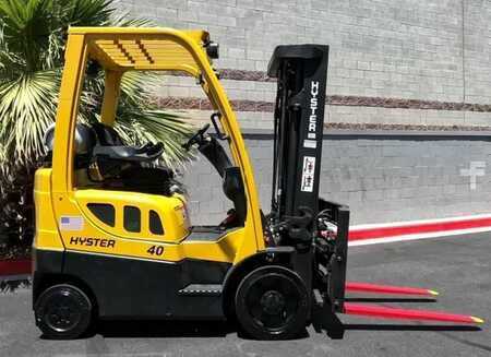 Propane Forklifts 2015  Hyster S40FTS (1)