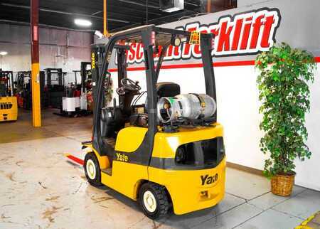 Propane Forklifts 2017  Yale GP040VX (5)