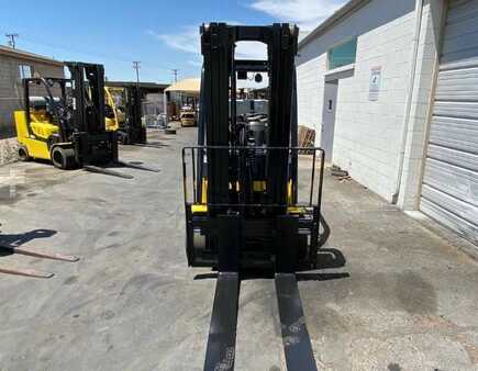 Propane Forklifts 2018  Yale GC080VXBCS (6)