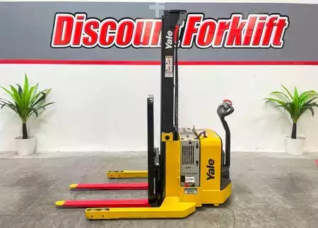 Pallet Stackers 2016  Yale MSW025-F (2)