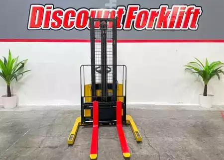 Pallet Stackers 2016  Yale MSW025-F (3)