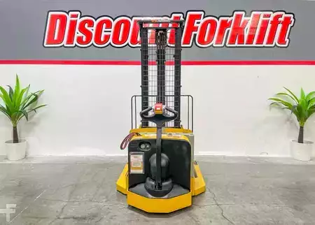 Pallet Stackers 2016  Yale MSW025-F (4)